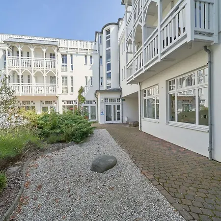 Apartment Mit Balkon Im Seepark Sellin (Rugen)